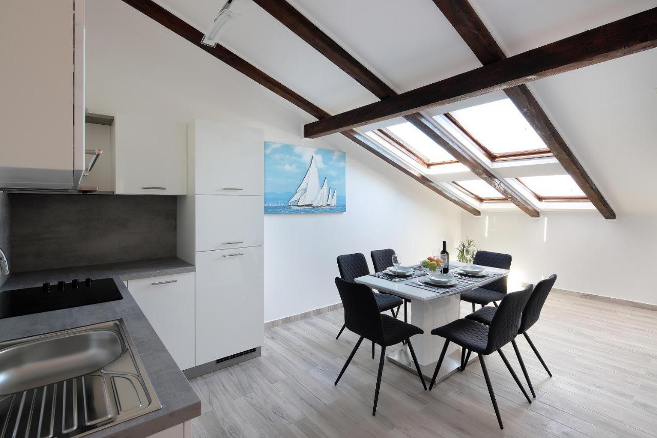 Apartments Galboka Nerezine Ngoại thất bức ảnh